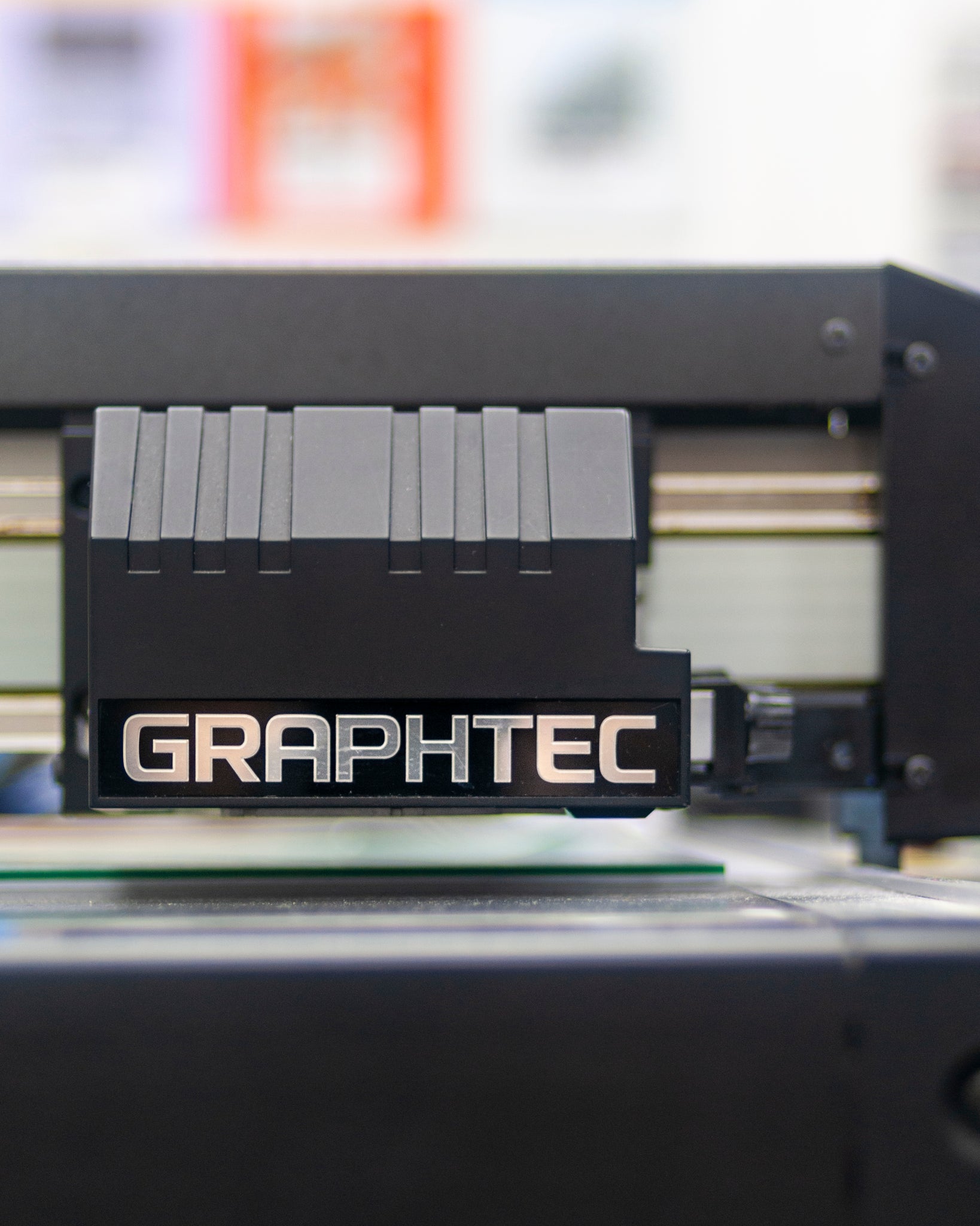 Graphtec FCX2000 - Flatbed cutter – Castech